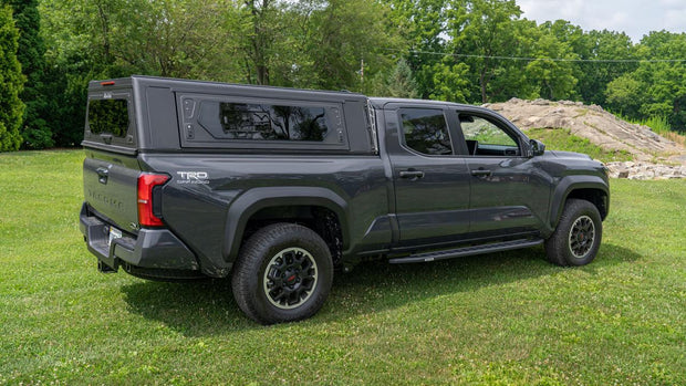 (+24) TOYOTA TACOMA 6' - ALU-CAB CONTOUR TRUCK CAP W/ SIDE WINDOWS