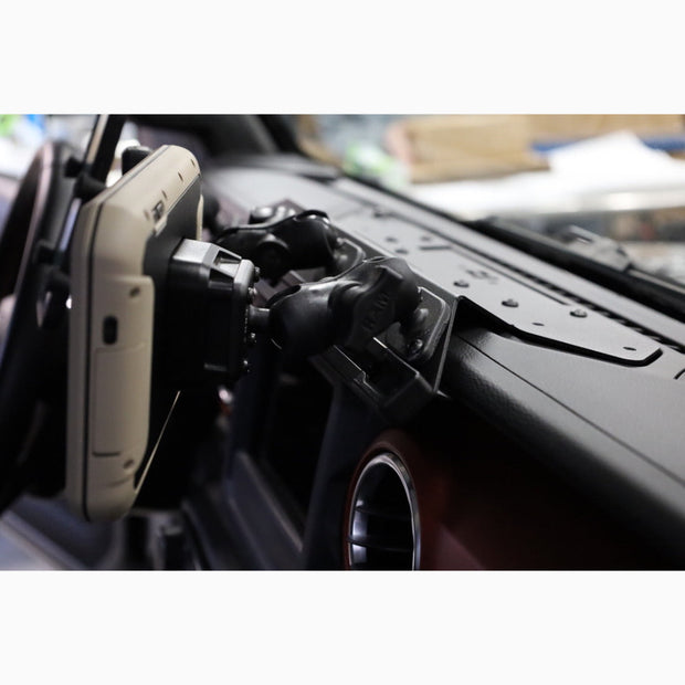 EXPEDITION ESSENTIALS JEEP WRANGLER JL & GLADIATOR JT POWERED ACCESSORY MOUNT